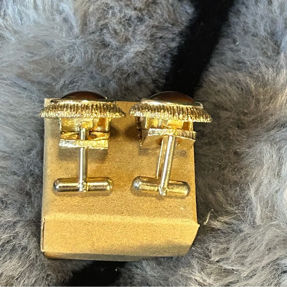 Men’s Vintage Swank marquis cat eye glass mesh wrap cuff links